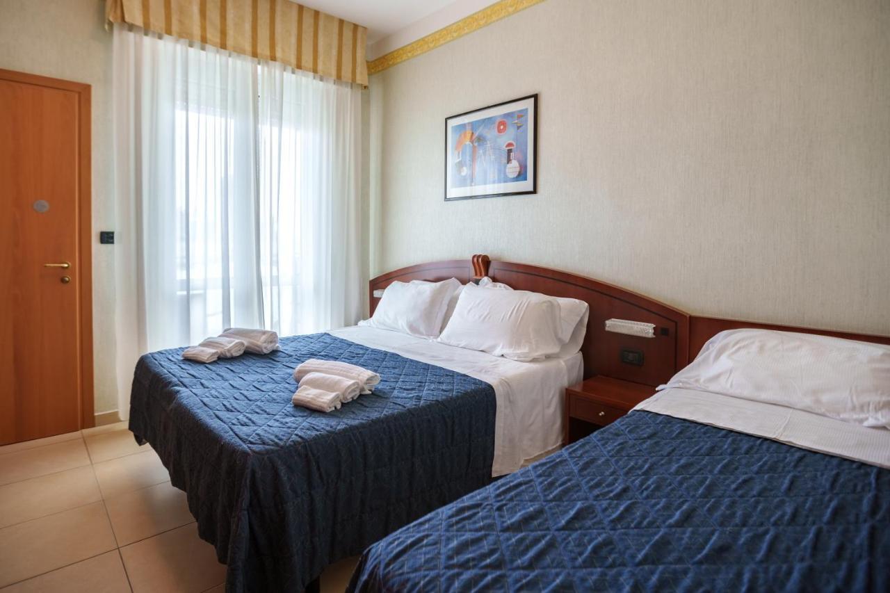 Hotel Rex 리미니 외부 사진