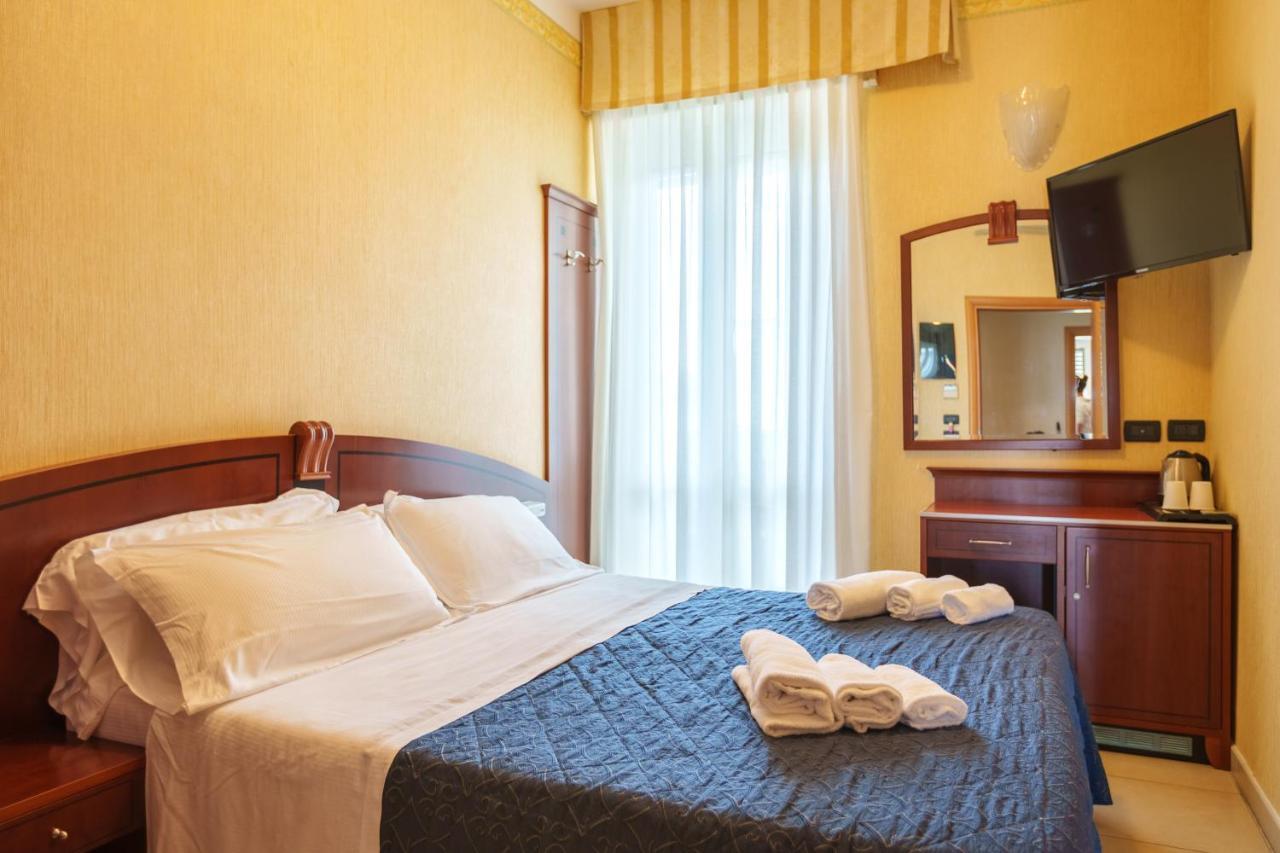 Hotel Rex 리미니 외부 사진