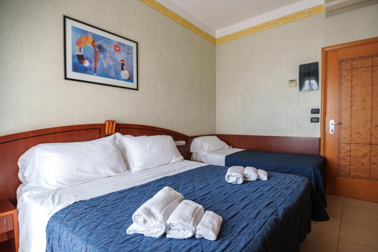 Hotel Rex 리미니 외부 사진