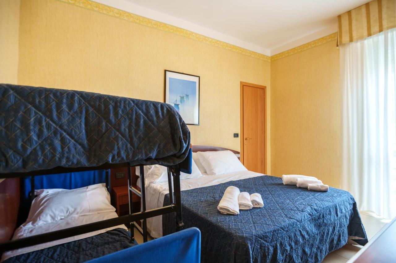Hotel Rex 리미니 외부 사진
