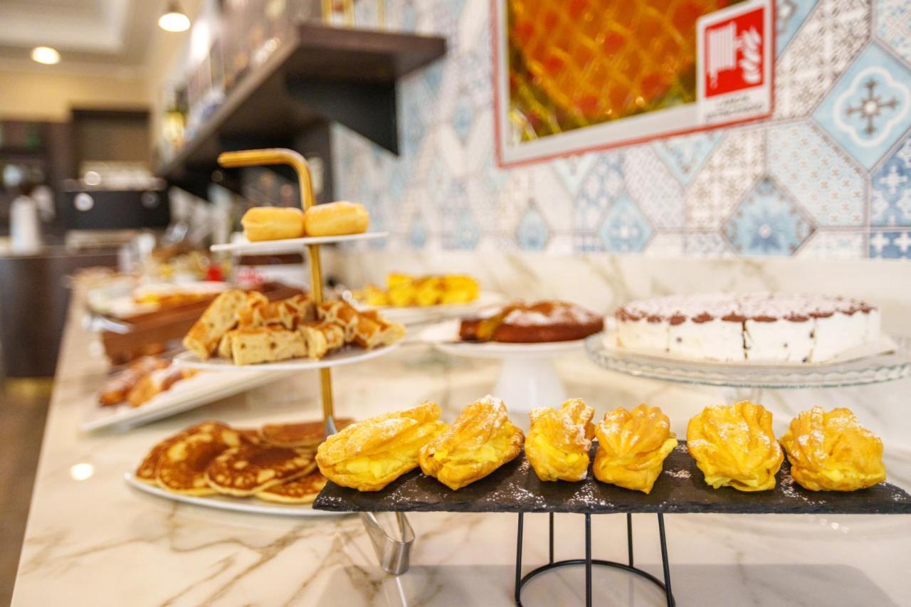 Hotel Rex 리미니 외부 사진
