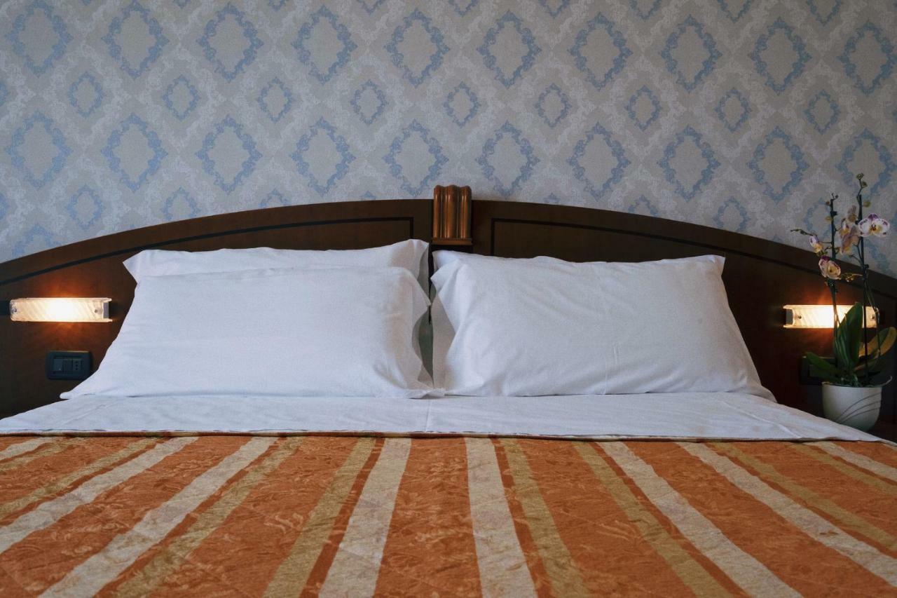 Hotel Rex 리미니 외부 사진
